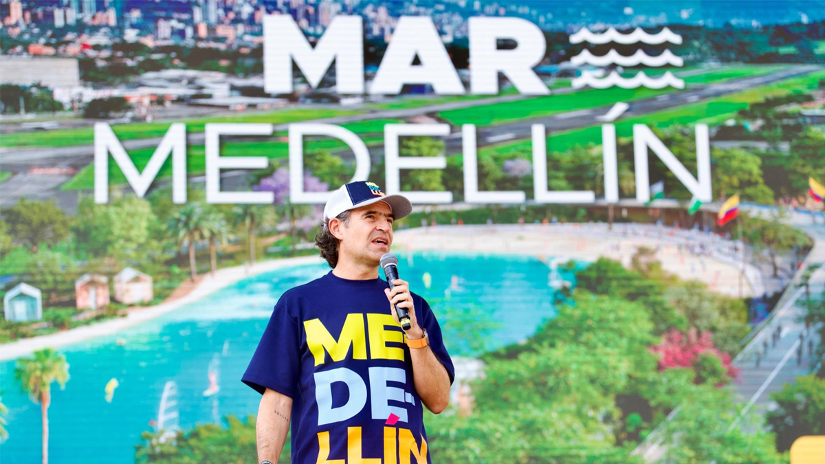 ¿Mares en Medellín? Fico insiste en despilfarrar mientras el río amenaza con tragarnos