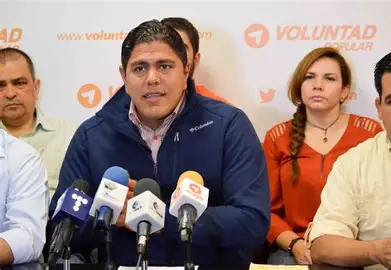 ¿Quién es el verdadero Lester Toledo y por qué quieren que implosione el uribismo?