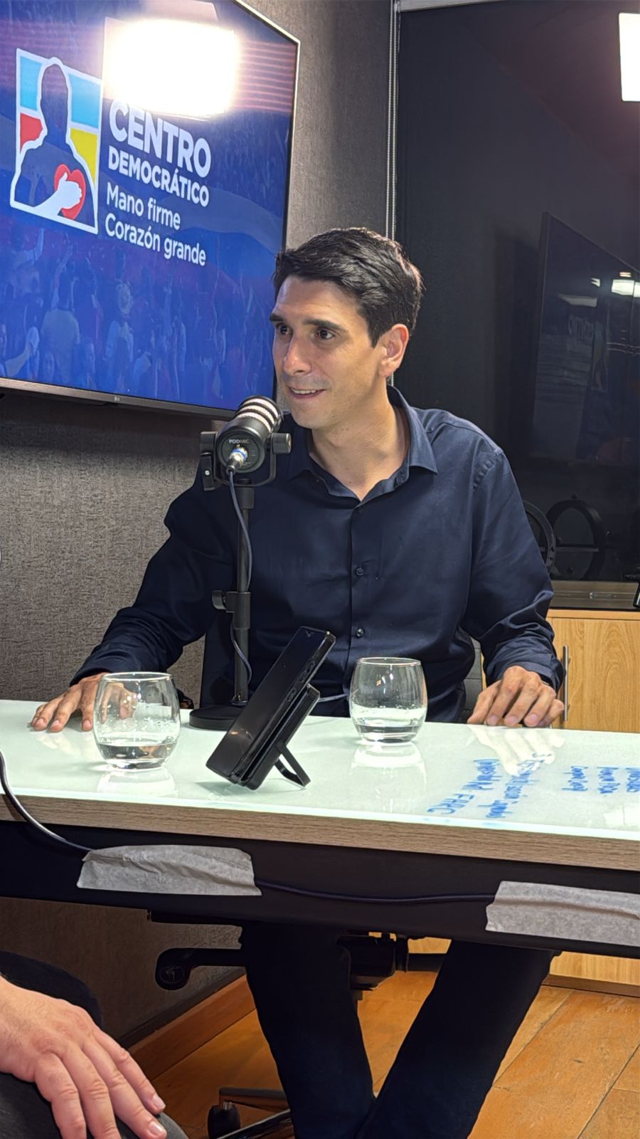 David Toledo acompaña a Álvaro Uribe en Belén Playas y lanza mensaje sobre inseguridad y universidades